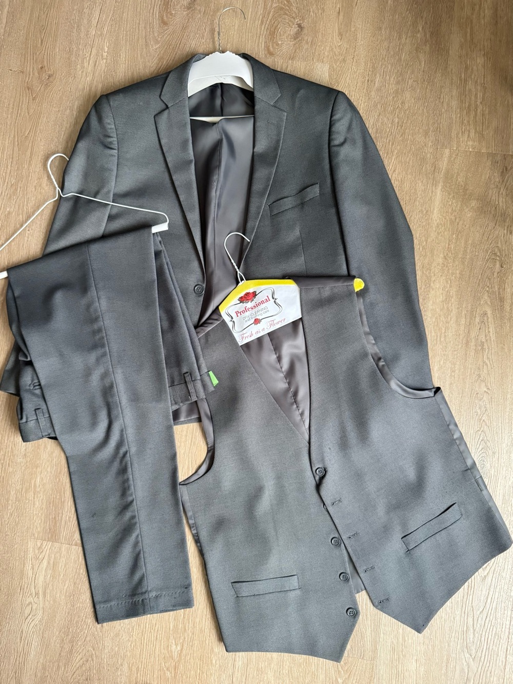 Men's Three-Piece Suit Vest Set - Charcoal Gray